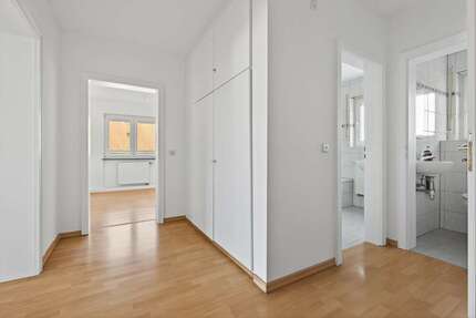 Wohnung zum Mieten in Karlsruhe 2.100 € 116.39 m² 5 zimmer