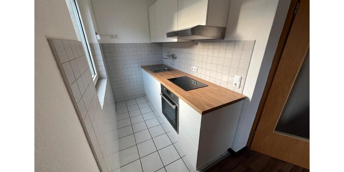 Dachgeschoßwohnung Essen Stadtbezirk IX - 1 Zimmer, 36 m&sup2;, 470&euro; | Angebot:24755804