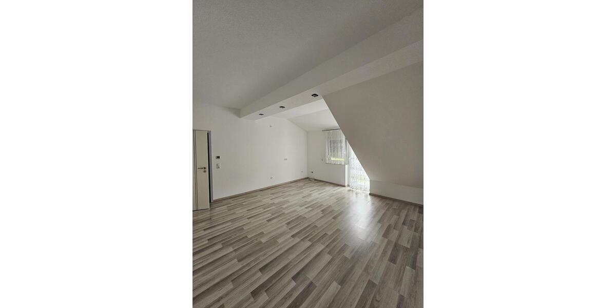 Helle Doppelhaushälfte in Gevelsberg mit viel Platz 4 zimmer