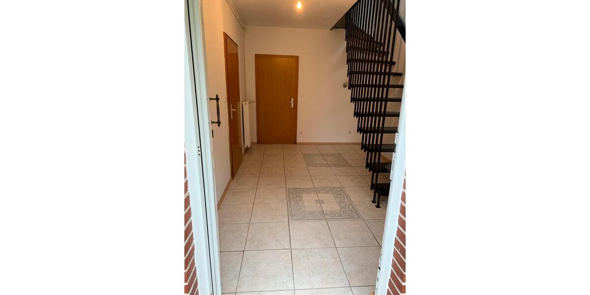 Doppelhaushälfte Tostedt - 5 Zimmer, 110 m&sup2;, 1.150&euro; | Angebot:24314458