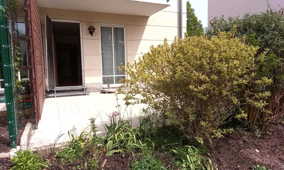 Erdgeschoßwohnung Amberg - 2 Zimmer, 63 m&sup2;, 940&euro; | Angebot:26523055