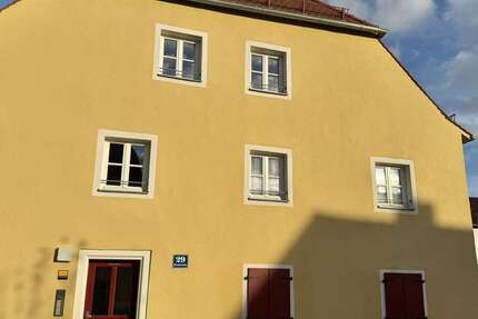 Wohnung zum Mieten in Regensburg 750 € 68.22 m² 2 zimmer