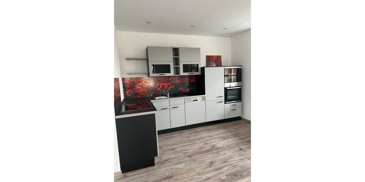 Kernsanierte 2 Zimmer Wohnung zentral 2 zimmer