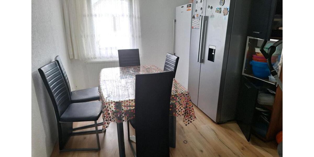 Einfamilienhaus Hermaringen - 6 Zimmer, 140 m&sup2;, 1.400&euro; | Angebot:24850083