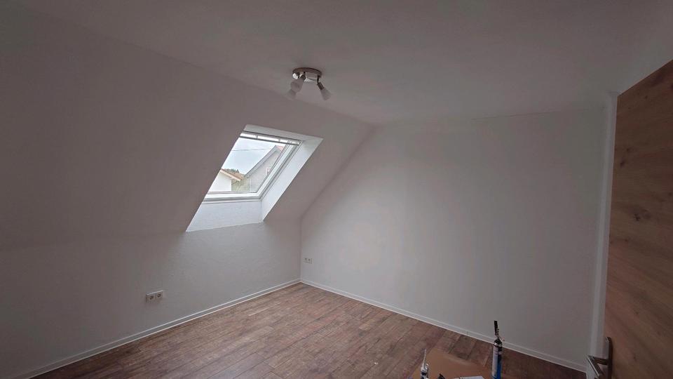 Etagenwohnung Freisen - 3 Zimmer, 95 m&sup2;, 695&euro; | Angebot:26641400
