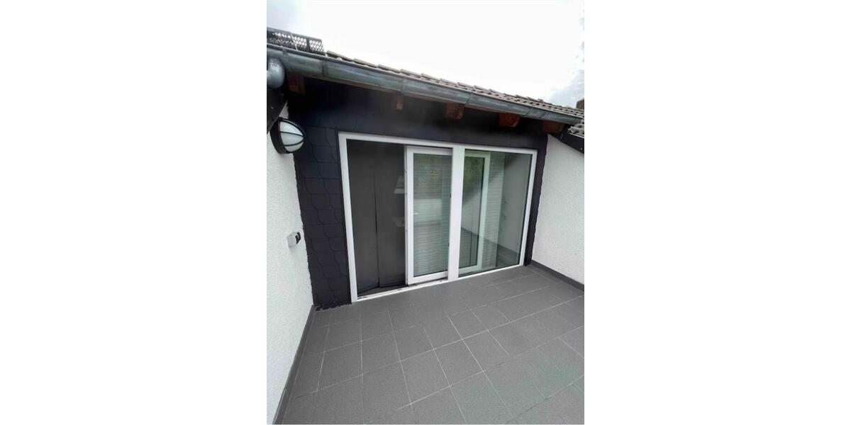 Dachgeschoßwohnung Kassel Philippinenhof-Warteberg - 1 Zimmer, 80 m&sup2;, 1.400&euro; | Angebot:25655264