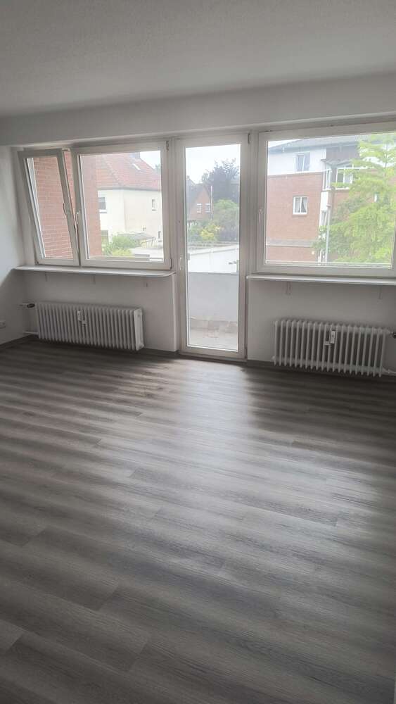 Wohnung zum Mieten in Celle 370 € 49.1 m²