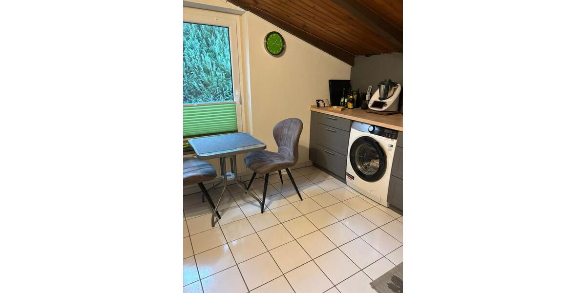 Dachgeschoßwohnung Wegberg - 3 Zimmer, 125 m&sup2;, 860&euro; | Angebot:25148849