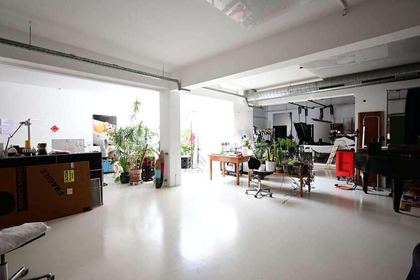 Einzelhandel in Bochum 3.050 € 320 m² zimmer