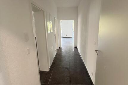 Wohnung Laichingen - 3 Zimmer, 82 m&sup2;, 1.250&euro; | Angebot:27597547