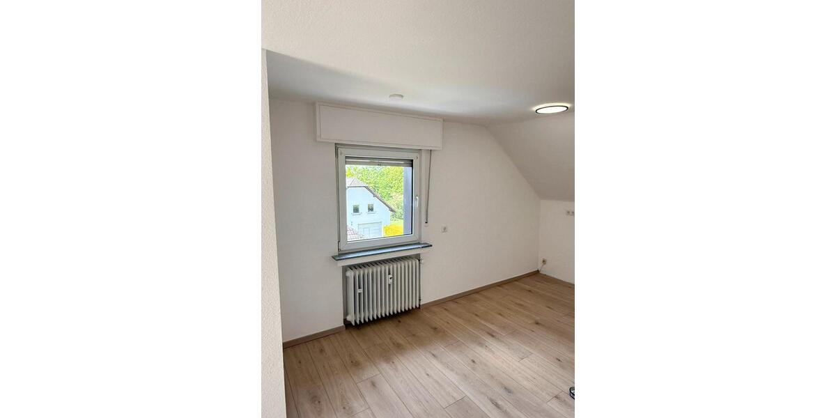 Dachgeschoßwohnung Wickede (Ruhr) - 3 Zimmer, 55 m&sup2;, 695&euro; | Angebot:26534182