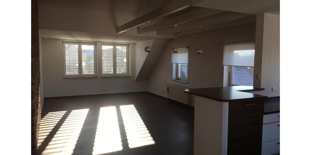 Dachgeschoßwohnung Schramberg - 4.5 Zimmer, 127 m&sup2;, 980&euro; | Angebot:24770923