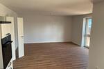 Etagenwohnung Hohn - 3 Zimmer, 82 m&sup2;, 902&euro; | Angebot:26020003