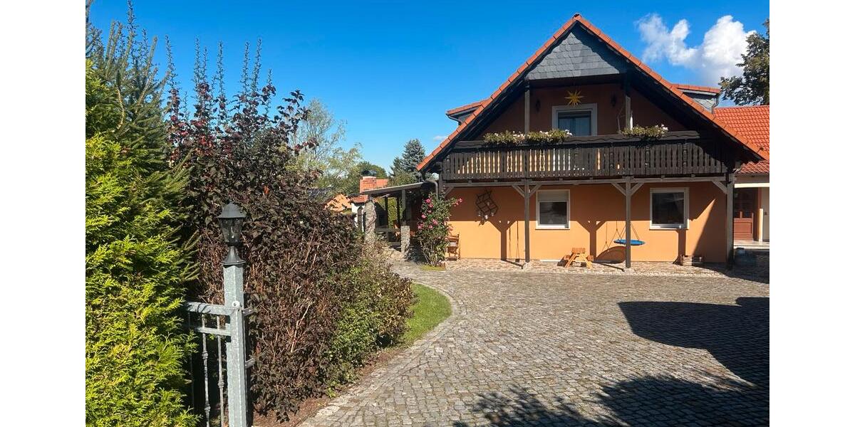 Wohnhaus mit Grünfläche zur Miete ( Lage direkt in Klipphausen) 5 zimmer