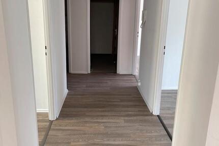 Helle 4-Zimmerwohnung mit Garage (93qm) 4 zimmer