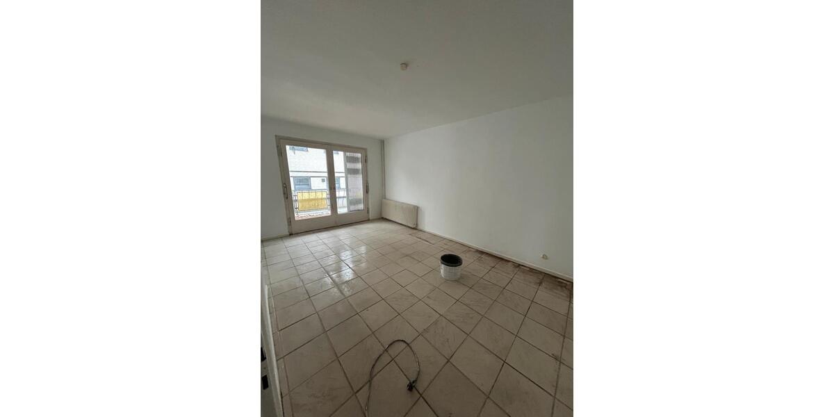 Einfamilienhaus Garbsen - 6 Zimmer, 150 m&sup2;, 2.000&euro; | Angebot:24342503