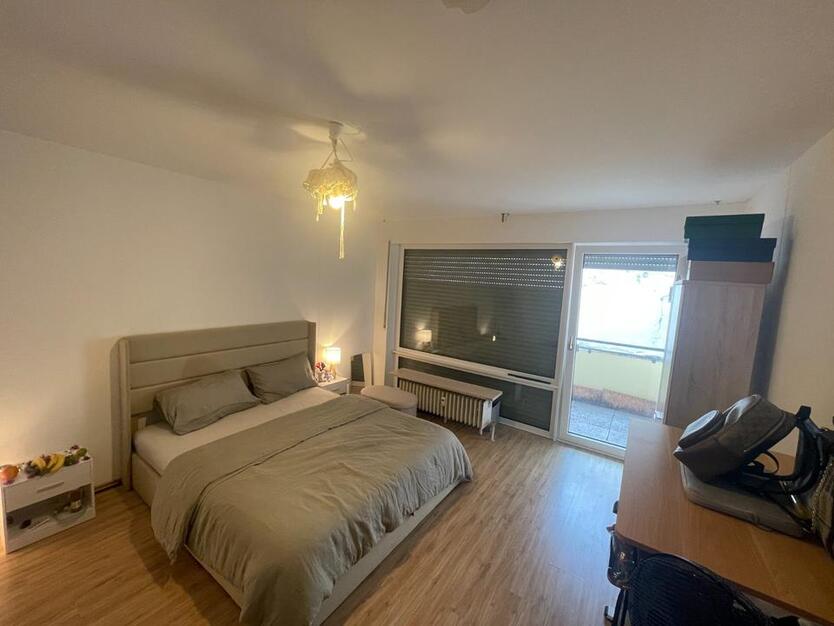 Zentral in Koblenz - Modernisiert mit Balkon + Wohlfühlfaktor zimmer