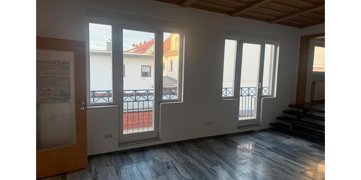 Etagenwohnung Langenselbold - 2 Zimmer, 70 m&sup2;, 700&euro; | Angebot:25987635