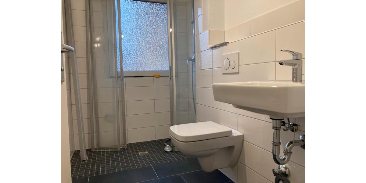 Hier zieh ich ein, in mein neues Heim! zimmer