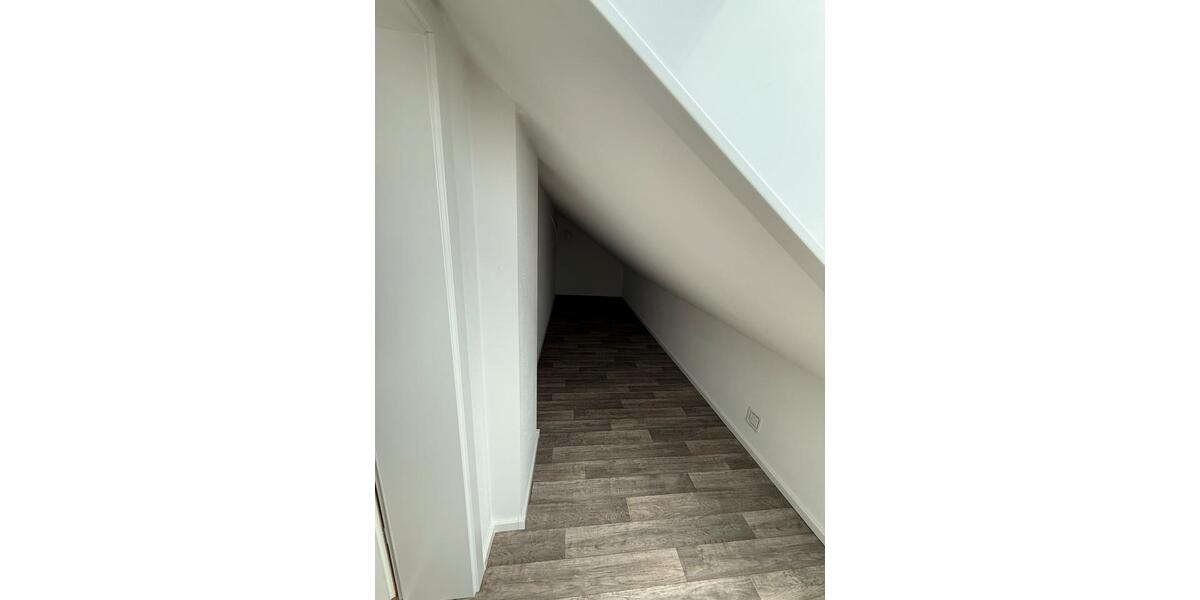 Dachgeschoßwohnung Bodenwöhr - 2 Zimmer, 72 m&sup2;, 648&euro; | Angebot:26614902