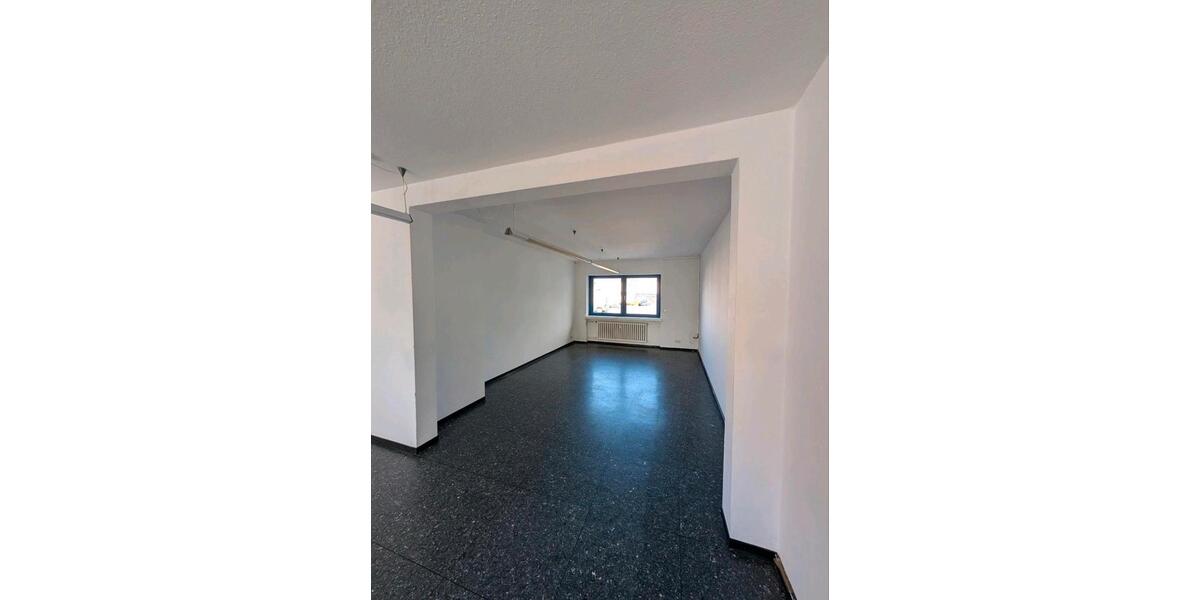 6 MONATE ZWISCHENMIETE: BüroLager zimmer