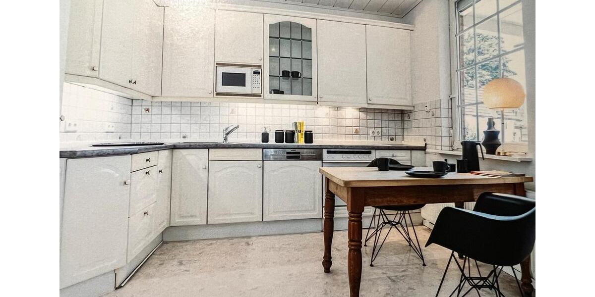 Etagenwohnung Reinbek - 5 Zimmer, 141 m&sup2;, 1.800&euro; | Angebot:25319833