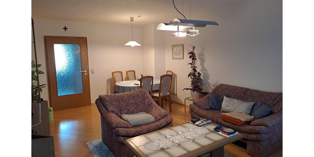 Erdgeschoßwohnung Adelsdorf - 4 Zimmer, 90 m&sup2;, 1.040&euro; | Angebot:24415572