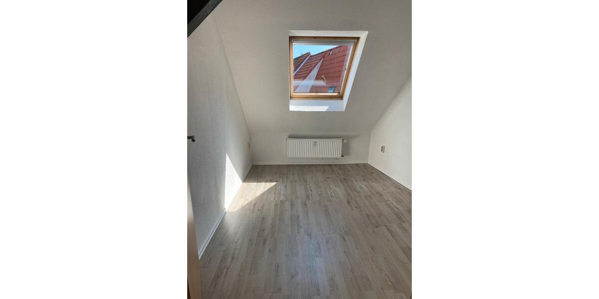 Dachgeschoßwohnung Halberstadt - 3 Zimmer, 76 m&sup2;, 440&euro; | Angebot:26251271