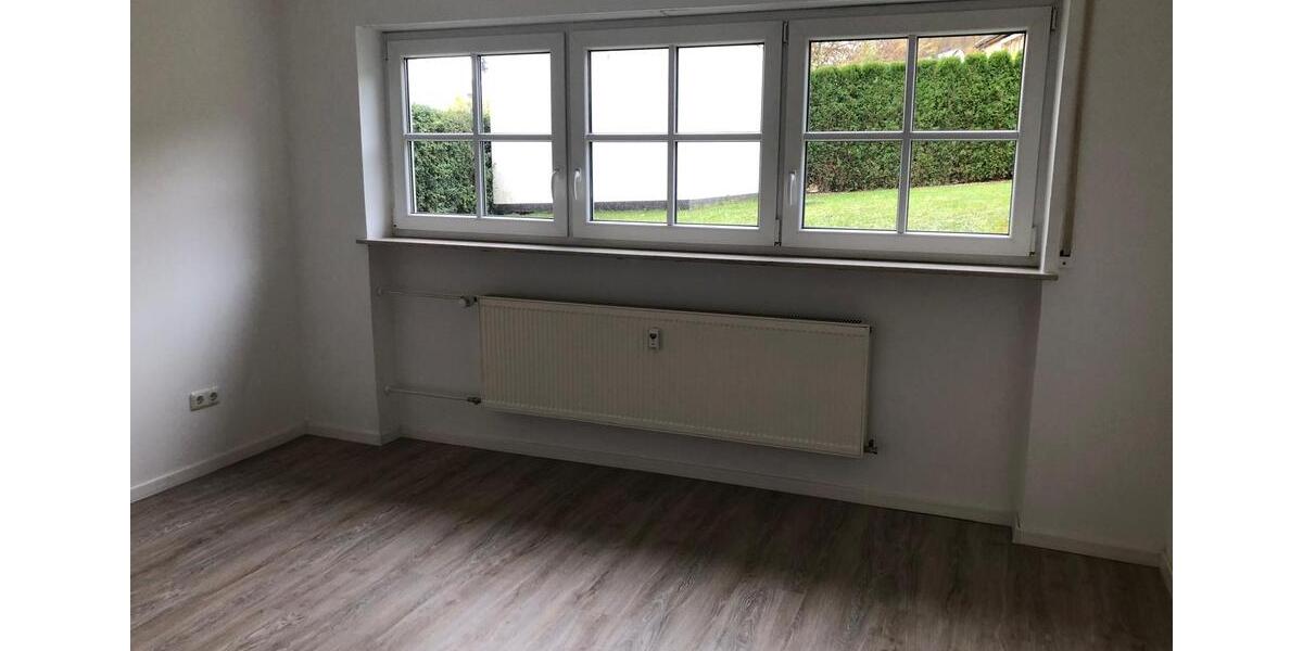 Etagenwohnung Ebermannstadt - 3 Zimmer, 76 m&sup2;, 660&euro; | Angebot:26050490