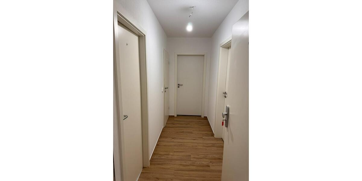 Hochparterre Genthin - 4 Zimmer, 74 m&sup2;, 490&euro; | Angebot:25887595