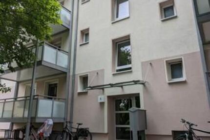 Cityperle! Renovierte 2-Zimmer-Wohnung in zentrumsnaher Lage