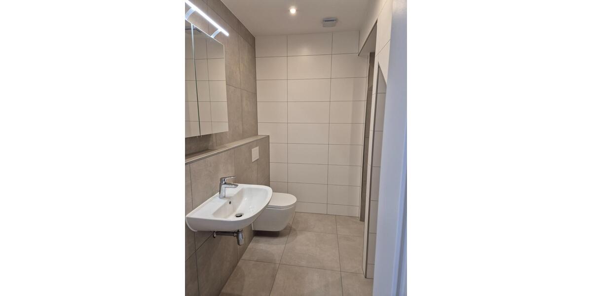 Etagenwohnung Niederaula - 3 Zimmer, 75 m&sup2;, 700&euro; | Angebot:25840142