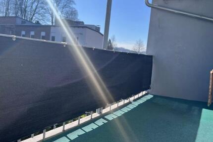 Wohnung mit Balkon; ca 80 qm, 1.Etage, stadtnah, €690,- Kaltmiete 3 zimmer