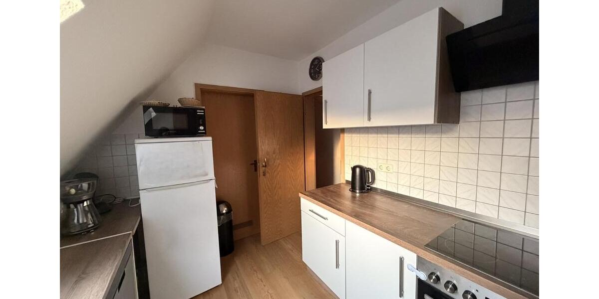 Dachgeschoßwohnung Heilsbronn - 3 Zimmer, 79 m&sup2;, 878&euro; | Angebot:24659526