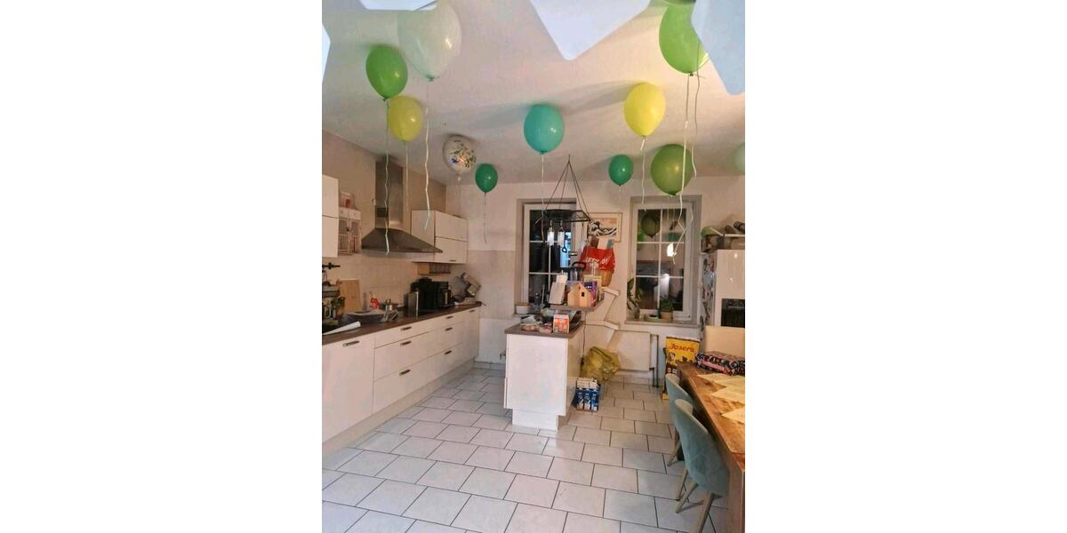 Etagenwohnung Wolfsburg Alt-Wolfsburg - 4 Zimmer, 140 m&sup2;, 1.250&euro; | Angebot:26033960