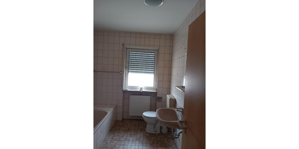Etagenwohnung Zweibrücken - 3 Zimmer, 70 m&sup2;, 500&euro; | Angebot:26368692