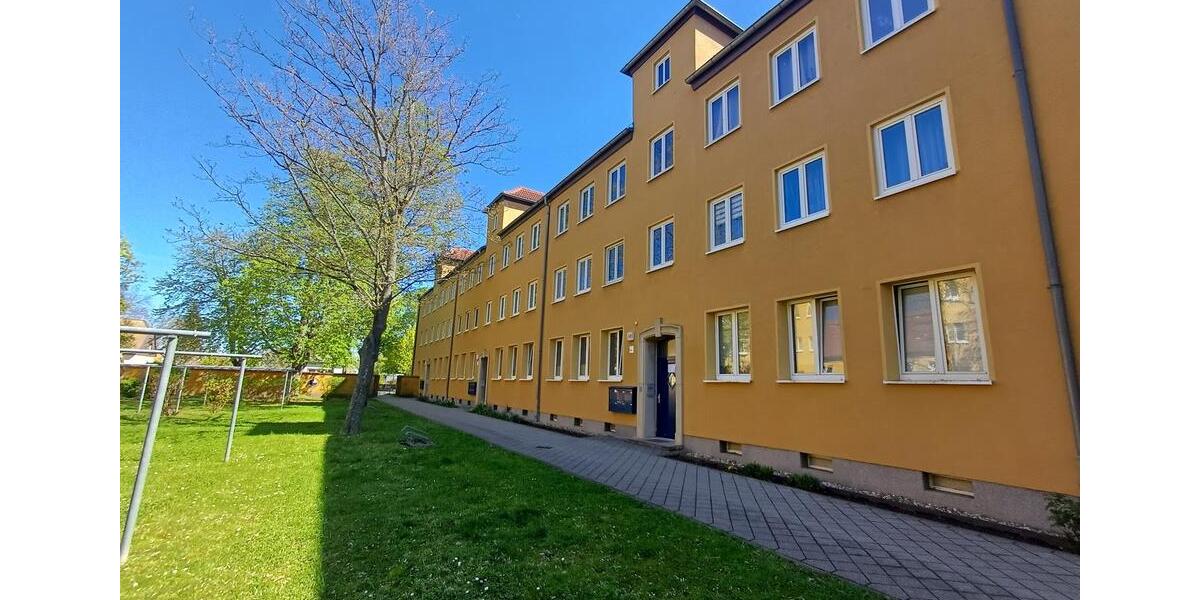 Etagenwohnung Merseburg - 2 Zimmer, 55 m&sup2;, 326&euro; | Angebot:26561575