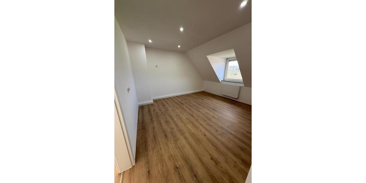 Etagenwohnung Neunkirchen - 3 Zimmer, 60 m&sup2;, 700&euro; | Angebot:26138396
