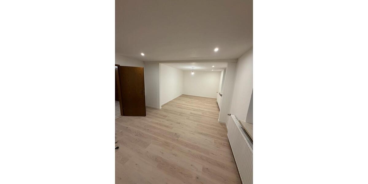 Etagenwohnung Esens - 4 Zimmer, 115 m&sup2;, 950&euro; | Angebot:24257582