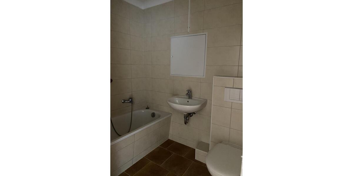 Etagenwohnung Oschersleben (Bode) - 3 Zimmer, 65 m&sup2;, 402&euro; | Angebot:26556579