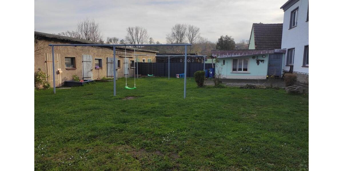 Etagenwohnung Frohburg - 4 Zimmer, 75 m&sup2;, 500&euro; | Angebot:24490814