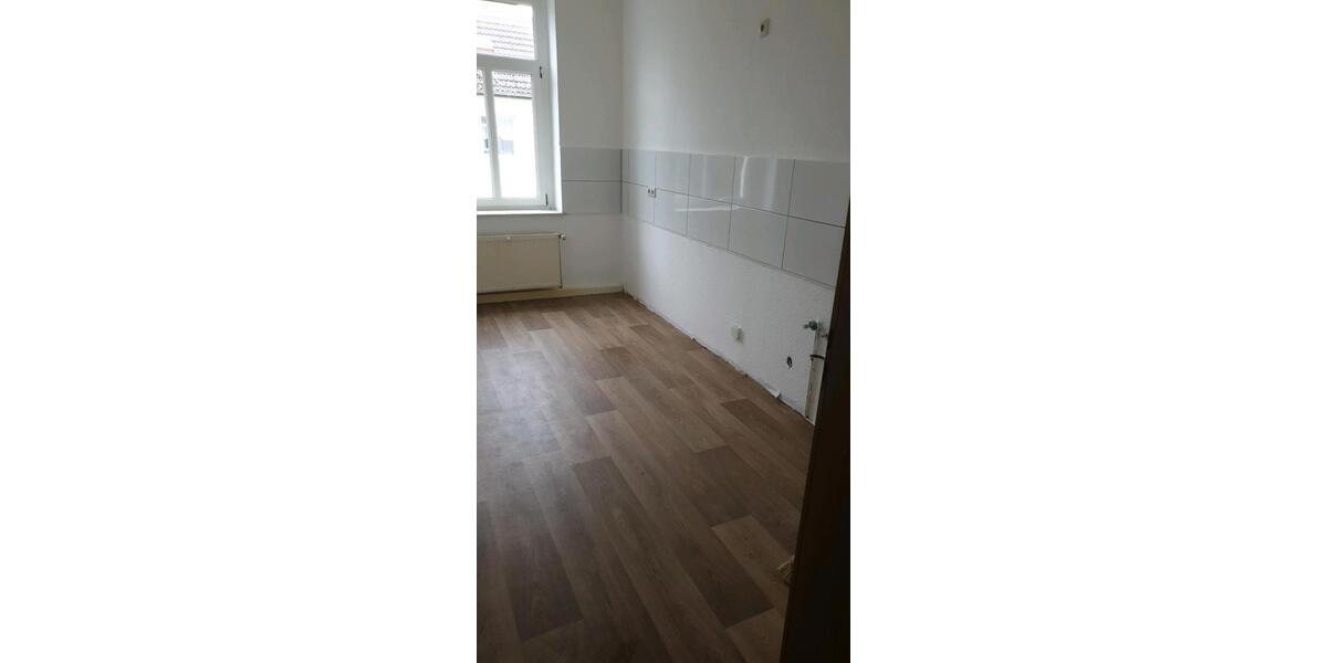 Etagenwohnung Schmölln - 2 Zimmer, 56 m&sup2;, 320&euro; | Angebot:26624703