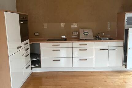 Moderne EG-Wohnung in Jülich 45 qm inkl. Einbauküche und -Schrank 2 zimmer