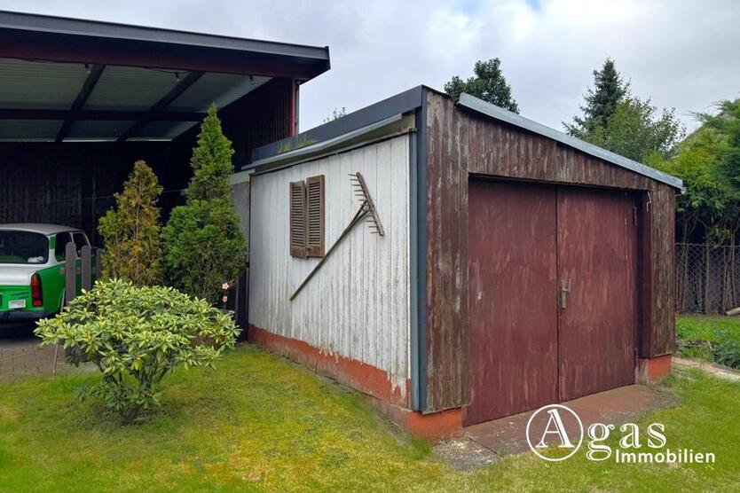 möbliertes Einfamilienhaus mit 180 m² Wohnfläche, 6 Zimmern und Pool in Ahrensfelde zimmer
