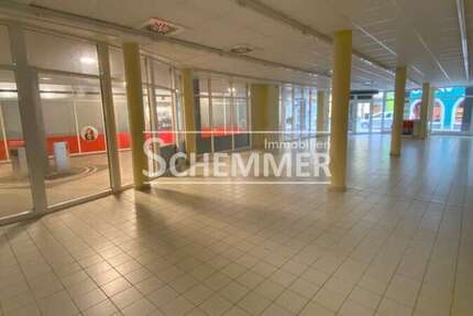 Halle in Elzach 1.200 € 180 m² zimmer