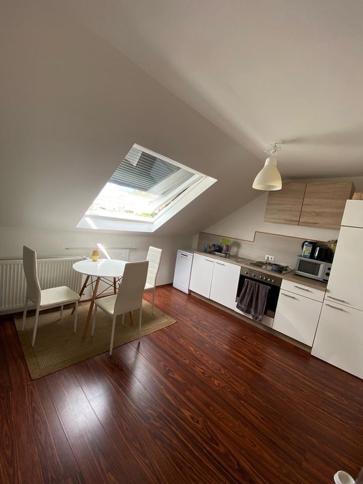 Wohnung, 2 Zimmer DG, in LAHR zu vermieten