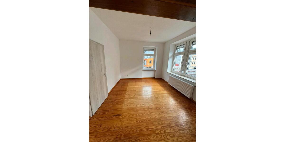 Einfamilienhaus Kordel - 5 Zimmer, 190 m&sup2;, 1.000&euro; | Angebot:25095094