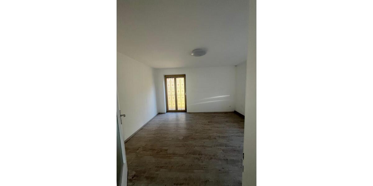 Einfamilienhaus Bad Abbach - 6 Zimmer, 141 m&sup2;, 1.800&euro; | Angebot:25878718