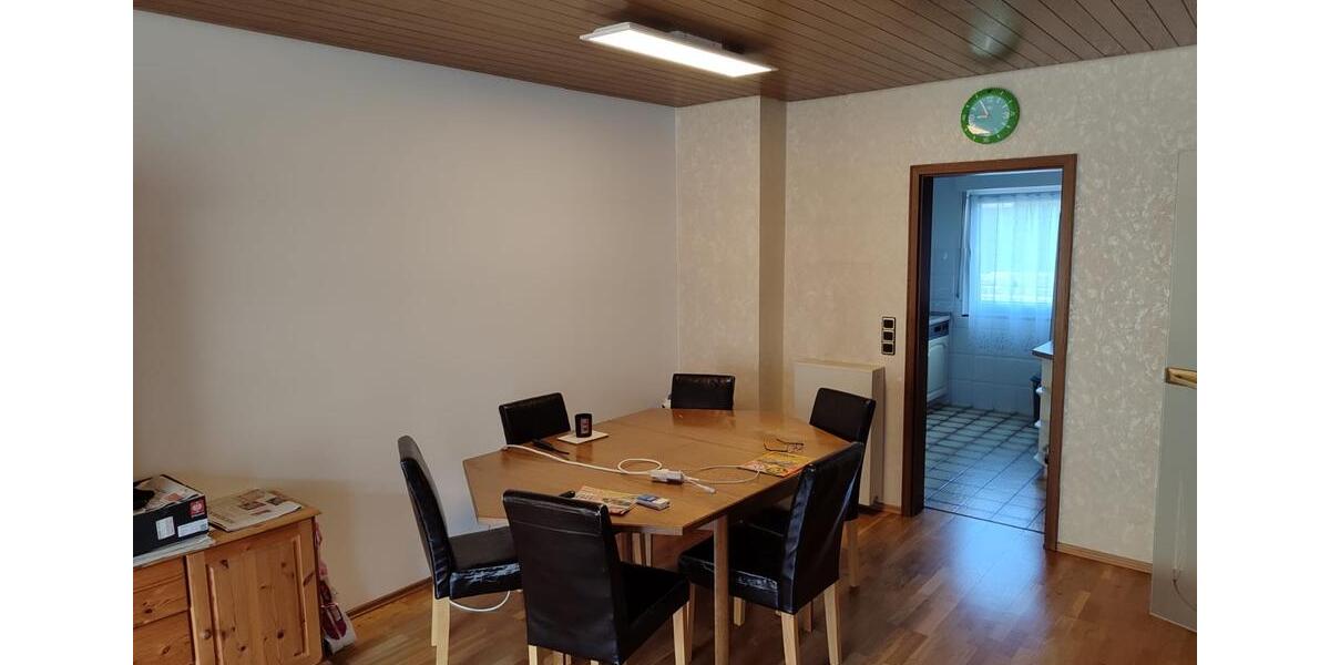 Etagenwohnung Waldmohr - 4 Zimmer, 110 m&sup2;, 1.050&euro; | Angebot:26181983