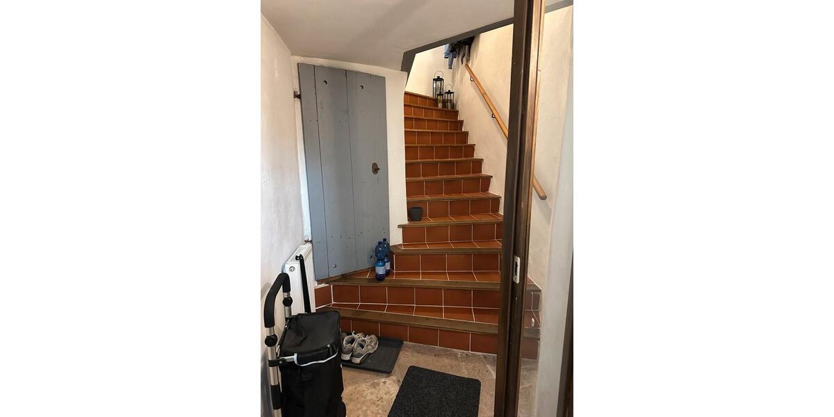 Hochparterre Mittweida - 2 Zimmer, 63 m&sup2;, 300&euro; | Angebot:26417031